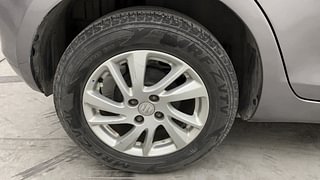 Used 2013 Maruti Suzuki Swift [2011-2017] ZXi Petrol Manual tyres RIGHT REAR TYRE RIM VIEW