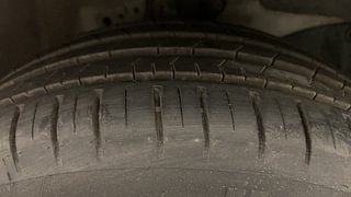 Used 2016 Honda Amaze [2013-2016] 1.2 S i-VTEC Petrol Manual tyres RIGHT FRONT TYRE TREAD VIEW