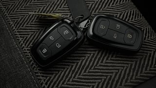Used 2021 Tata Altroz XZ Plus 1.2 Petrol Manual extra CAR KEY VIEW