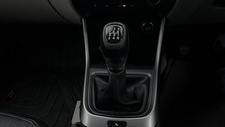 Used 2021 Tata Altroz XZ Plus 1.2 Petrol Manual interior GEAR  KNOB VIEW