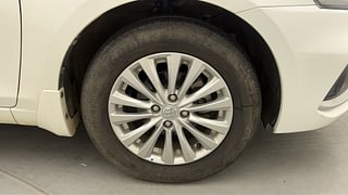 Used 2022 Maruti Suzuki Ciaz Zeta Petrol Petrol Manual tyres RIGHT FRONT TYRE RIM VIEW