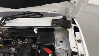 Used 2022 Renault Kwid RXL Petrol Manual engine ENGINE LEFT SIDE HINGE & APRON VIEW