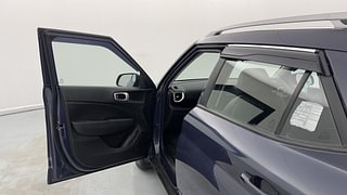Used 2021 Hyundai Venue [2019-2022] SX 1.0  Turbo iMT Petrol Manual interior LEFT FRONT DOOR OPEN VIEW