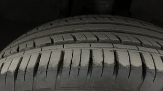Used 2022 Renault Duster [2020-2022] RXS Turbo Petrol Manual tyres RIGHT FRONT TYRE TREAD VIEW