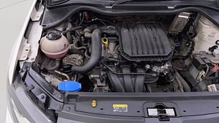 Used 2019 Volkswagen Ameo [2016-2020] 1.0 Trendline Petrol Petrol Manual engine ENGINE RIGHT SIDE VIEW