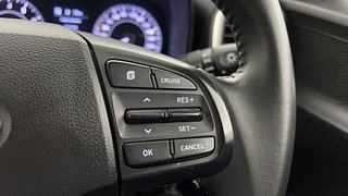 Used 2021 Hyundai Venue [2019-2022] SX 1.0  Turbo iMT Petrol Manual top_features Cruise control