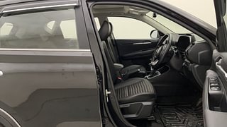 Used 2022 Kia Sonet GTX Plus 1.0 iMT Petrol Manual interior RIGHT SIDE FRONT DOOR CABIN VIEW
