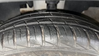 Used 2022 Renault Kwid RXL Petrol Manual tyres LEFT FRONT TYRE TREAD VIEW