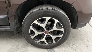 Used 2022 Renault Duster [2020-2022] RXS Turbo Petrol Manual tyres RIGHT FRONT TYRE RIM VIEW