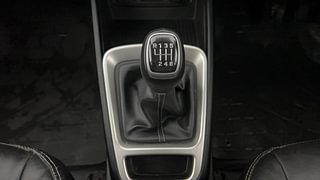 Used 2021 Hyundai Venue [2019-2022] SX 1.0  Turbo iMT Petrol Manual interior GEAR  KNOB VIEW