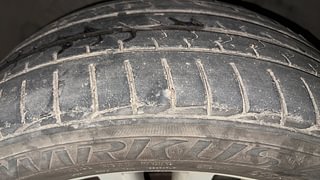 Used 2020 Skoda Kodiaq [2017-2020] Style 2.0 TDI 4x4 AT Diesel Automatic tyres LEFT FRONT TYRE TREAD VIEW