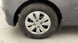 Used 2012 Hyundai i10 [2010-2016] Sportz 1.2 Petrol Petrol Manual tyres LEFT FRONT TYRE RIM VIEW