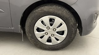 Used 2012 Hyundai i10 [2010-2016] Sportz 1.2 Petrol Petrol Manual tyres RIGHT FRONT TYRE RIM VIEW