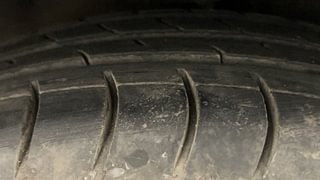 Used 2012 Hyundai i10 [2010-2016] Sportz 1.2 Petrol Petrol Manual tyres RIGHT FRONT TYRE TREAD VIEW