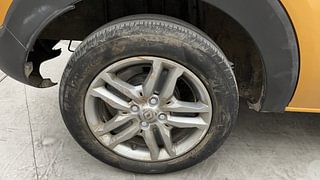 Used 2021 Renault Triber RXZ Petrol Manual tyres RIGHT REAR TYRE RIM VIEW