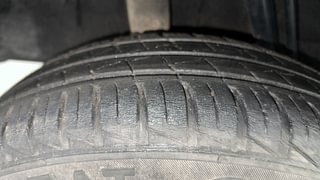 Used 2022 Renault Kwid RXL Petrol Manual tyres RIGHT REAR TYRE TREAD VIEW