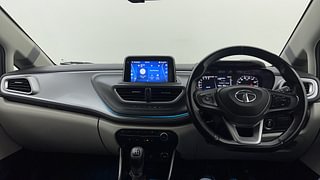 Used 2021 Tata Altroz XZ Plus 1.2 Petrol Manual interior DASHBOARD VIEW