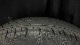 Used 2017 Maruti Suzuki Swift [2011-2017] VXi Petrol Manual tyres LEFT REAR TYRE TREAD VIEW