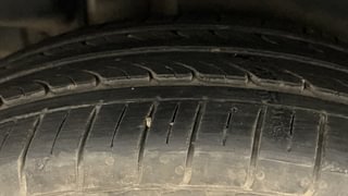 Used 2022 Maruti Suzuki Ciaz Zeta Petrol Petrol Manual tyres RIGHT REAR TYRE TREAD VIEW