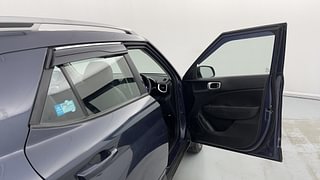 Used 2021 Hyundai Venue [2019-2022] SX 1.0  Turbo iMT Petrol Manual interior RIGHT FRONT DOOR OPEN VIEW