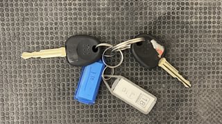 Used 2012 Hyundai i10 [2010-2016] Sportz 1.2 Petrol Petrol Manual extra CAR KEY VIEW