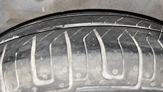 Used 2015 Hyundai i10 magna 1.1 Petrol Manual tyres RIGHT REAR TYRE TREAD VIEW