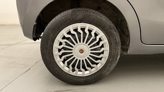 Used 2015 Maruti Suzuki Celerio VXI AMT Petrol Automatic tyres RIGHT REAR TYRE RIM VIEW