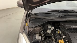 Used 2018 Tata Tiago [2016-2020] Revotron XZ Petrol Manual engine ENGINE RIGHT SIDE HINGE & APRON VIEW