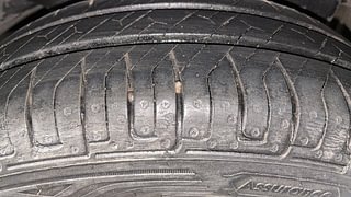 Used 2014 Hyundai Eon Magna 1.0l Petrol MT Petrol Manual tyres LEFT REAR TYRE TREAD VIEW
