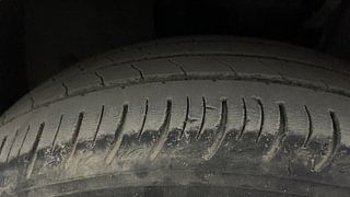 Used 2021 Renault Triber RXZ Dual Tone Petrol Manual tyres LEFT FRONT TYRE TREAD VIEW
