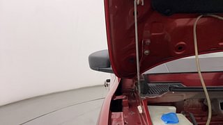 Used 2017 Renault Kwid [2015-2019] RXT Petrol Manual engine ENGINE RIGHT SIDE HINGE & APRON VIEW