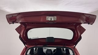 Used 2017 Renault Kwid [2015-2019] RXT Petrol Manual interior DICKY DOOR OPEN VIEW