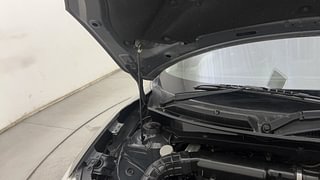 Used 2021 Maruti Suzuki Swift ZXI Petrol Manual engine ENGINE RIGHT SIDE HINGE & APRON VIEW