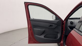 Used 2017 Renault Kwid [2015-2019] RXT Petrol Manual interior LEFT FRONT DOOR OPEN VIEW