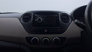 Used 2015 Hyundai Grand i10 [2013-2017] Magna 1.2 Kappa VTVT Petrol Manual top_features Integrated (in-dash) music system
