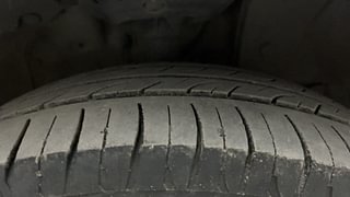 Used 2018 honda Amaze 1.5 V CVT i-DTEC Diesel Automatic tyres RIGHT FRONT TYRE TREAD VIEW