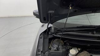 Used 2016 Maruti Suzuki Baleno [2015-2019] Zeta AT Petrol Petrol Automatic engine ENGINE RIGHT SIDE HINGE & APRON VIEW