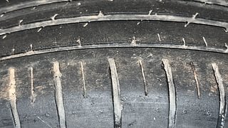 Used 2020 Toyota Glanza [2019-2022] V Petrol Manual tyres LEFT REAR TYRE TREAD VIEW