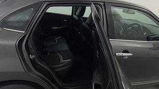 Used 2016 Maruti Suzuki Baleno [2015-2019] Zeta AT Petrol Petrol Automatic interior RIGHT SIDE REAR DOOR CABIN VIEW