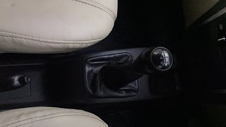 Used 2014 Hyundai Eon Magna 1.0l Petrol MT Petrol Manual interior GEAR  KNOB VIEW