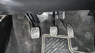 Used 2021 Maruti Suzuki Swift ZXI Petrol Manual interior PEDALS VIEW