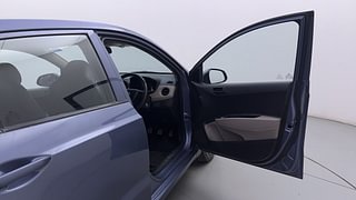 Used 2015 Hyundai Grand i10 [2013-2017] Magna 1.2 Kappa VTVT Petrol Manual interior RIGHT FRONT DOOR OPEN VIEW