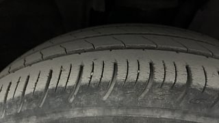 Used 2021 Renault Triber RXZ Dual Tone Petrol Manual tyres RIGHT FRONT TYRE TREAD VIEW