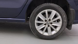 Used 2016 volkswagen Vento 1.2L Highline Petrol AT Petrol Automatic tyres LEFT REAR TYRE RIM VIEW