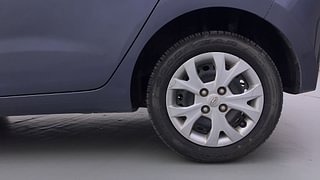 Used 2015 Hyundai Grand i10 [2013-2017] Magna 1.2 Kappa VTVT Petrol Manual tyres LEFT REAR TYRE RIM VIEW