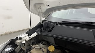 Used 2021 Renault Triber RXZ Dual Tone Petrol Manual engine ENGINE RIGHT SIDE HINGE & APRON VIEW