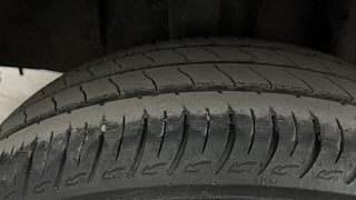 Used 2021 Renault Triber RXZ Dual Tone Petrol Manual tyres RIGHT REAR TYRE TREAD VIEW
