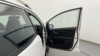 Used 2016 Honda BR-V [2016-2020] V CVT Petrol Petrol Automatic interior RIGHT FRONT DOOR OPEN VIEW