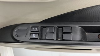 Used 2016 Maruti Suzuki Celerio VXI AMT Petrol Automatic top_features Power windows