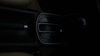 Used 2017 Honda City [2017-2020] ZX CVT Petrol Automatic interior GEAR  KNOB VIEW